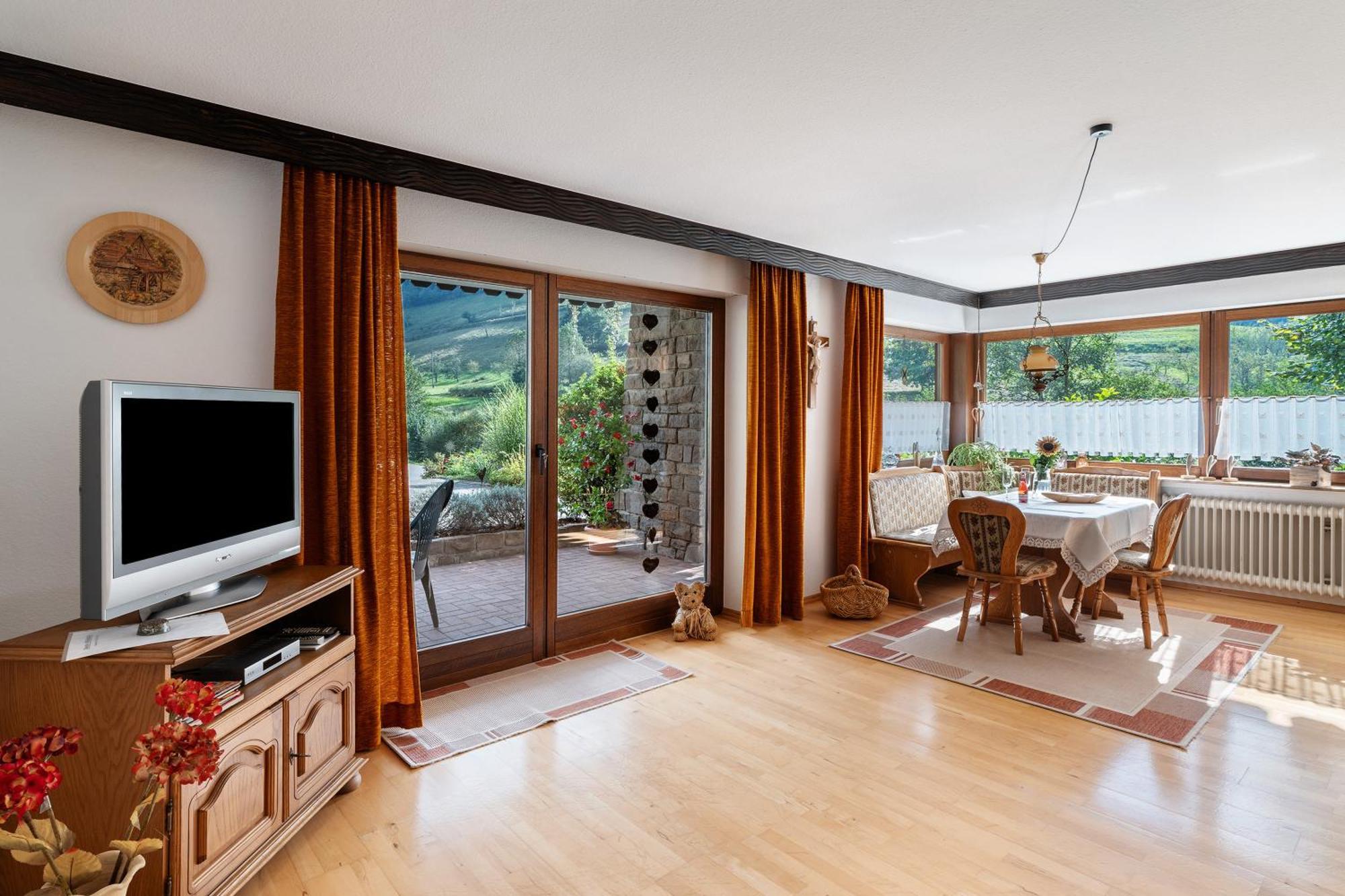 Haus Schindler Apartman Ottenhofen im Schwarzwald Kültér fotó